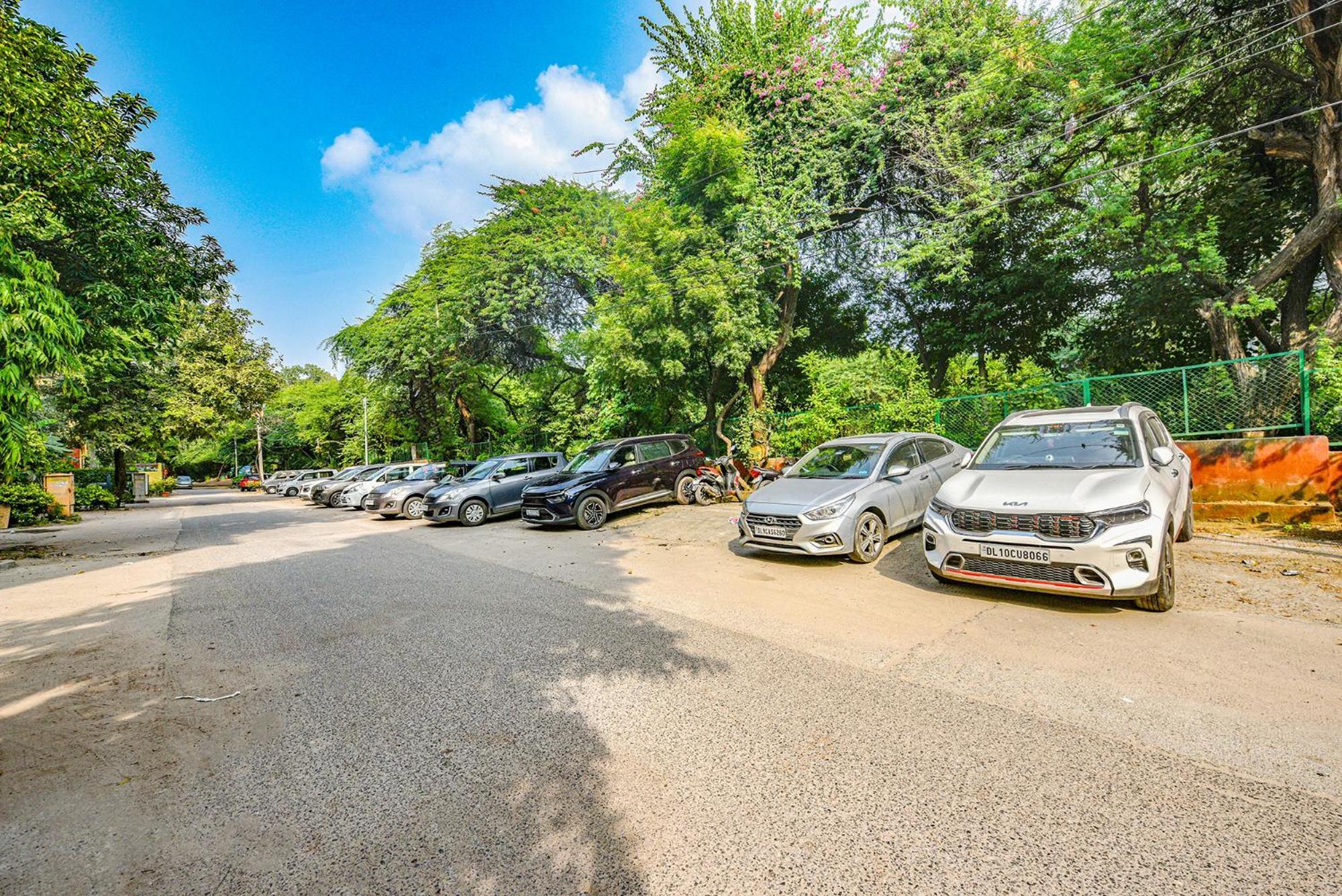 Fabhotel Aashraye Yeni Delhi Dış mekan fotoğraf