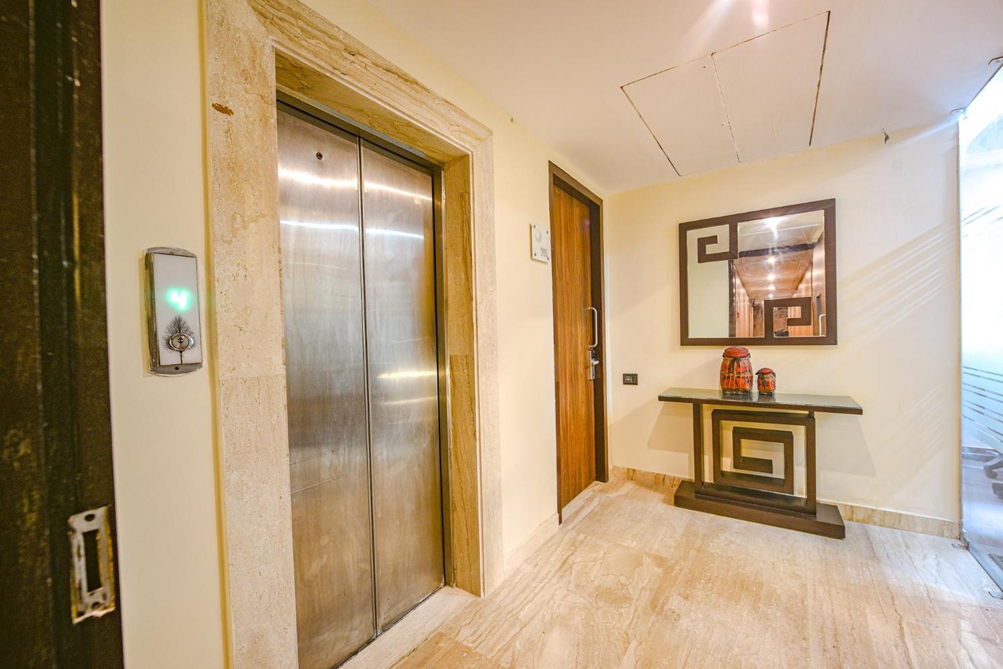 Fabhotel Aashraye Yeni Delhi Dış mekan fotoğraf