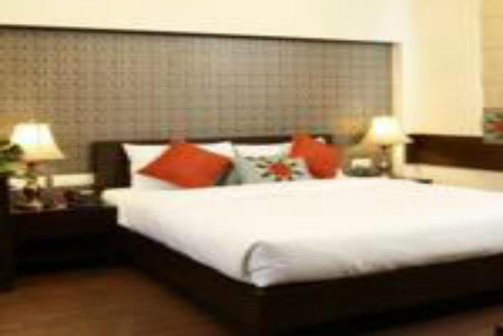 Fabhotel Aashraye Yeni Delhi Dış mekan fotoğraf