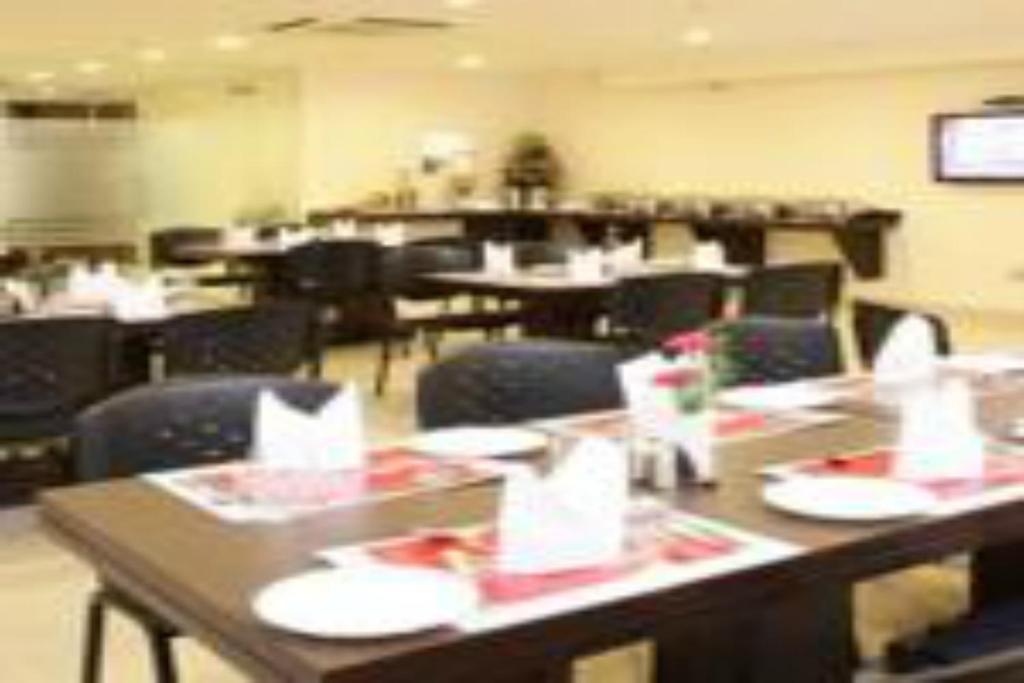 Fabhotel Aashraye Yeni Delhi Dış mekan fotoğraf